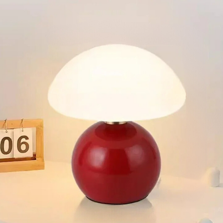 Luvikno | Elegant Krem Bordlampe – Atmosfærisk Belysning for Hjemmet