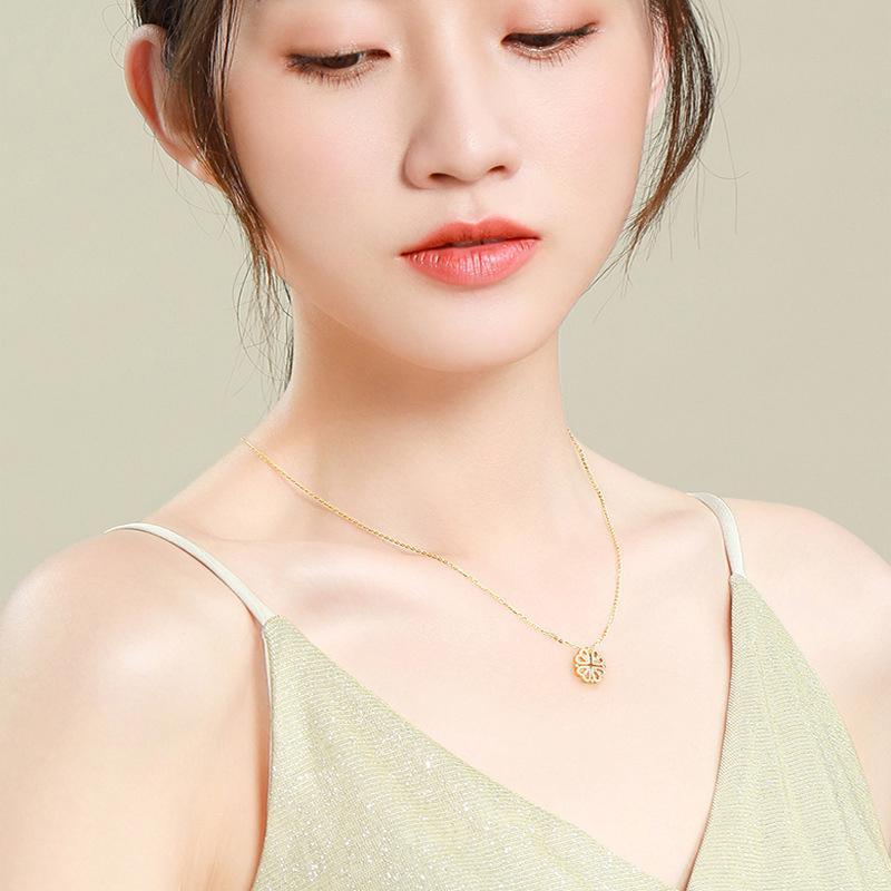 Hollow Four-Leaf Clover Necklace | Luvikno