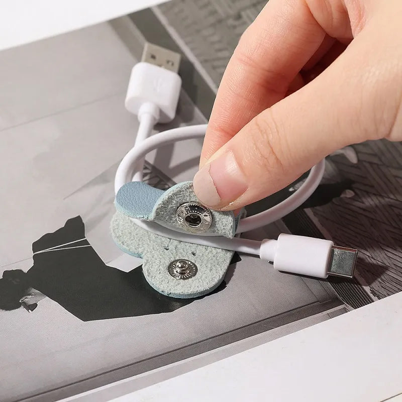 Heart Cord Organizer | Luvikno