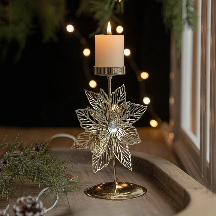Julelysestaker - Stjerne- og juletredesign for festlig dekorasjon | Luvikno
