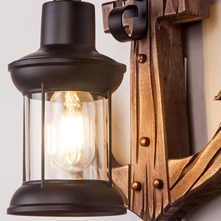 Rustikk tremarina vegglampe med lantern Luvikno