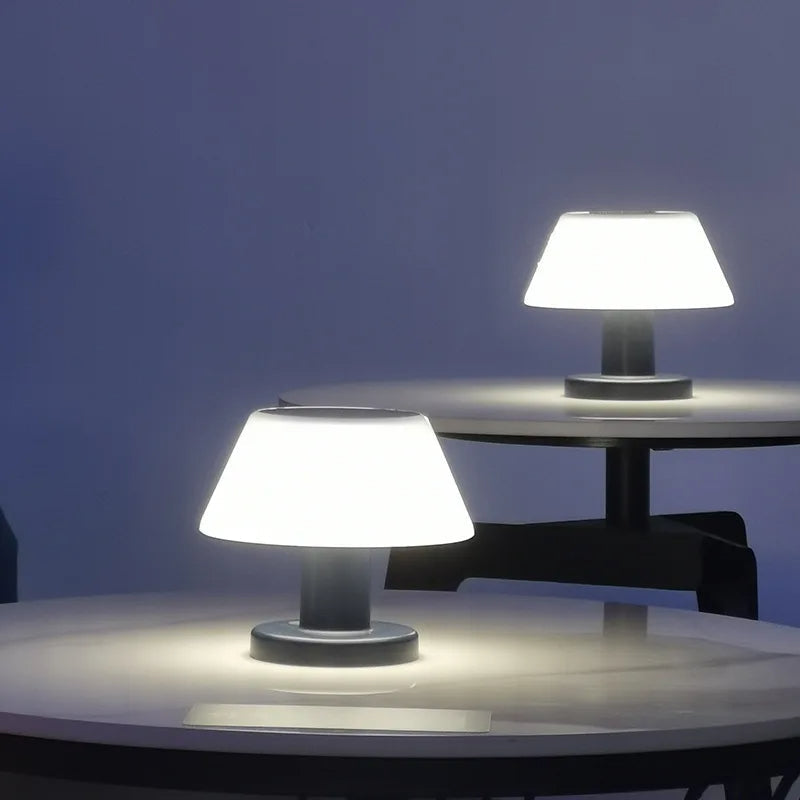 Luvikno | SolarGlow | Solcelledrevet bordlampe