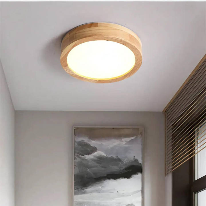 Rund skandinavisk tre taklampe – nordisk eleganse | Luvikno