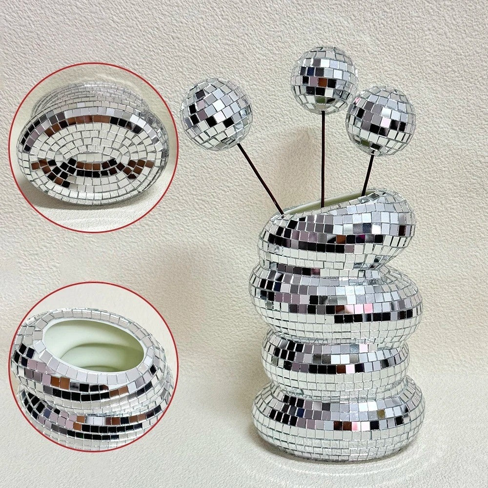 Speilbelagt disco vase med retro sjarm og moderne stil Luvikno