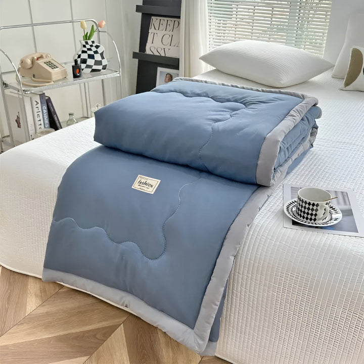 Lett dyne for sommer – Pustende & Allsidig | For sofa, seng & reise | Luvikno