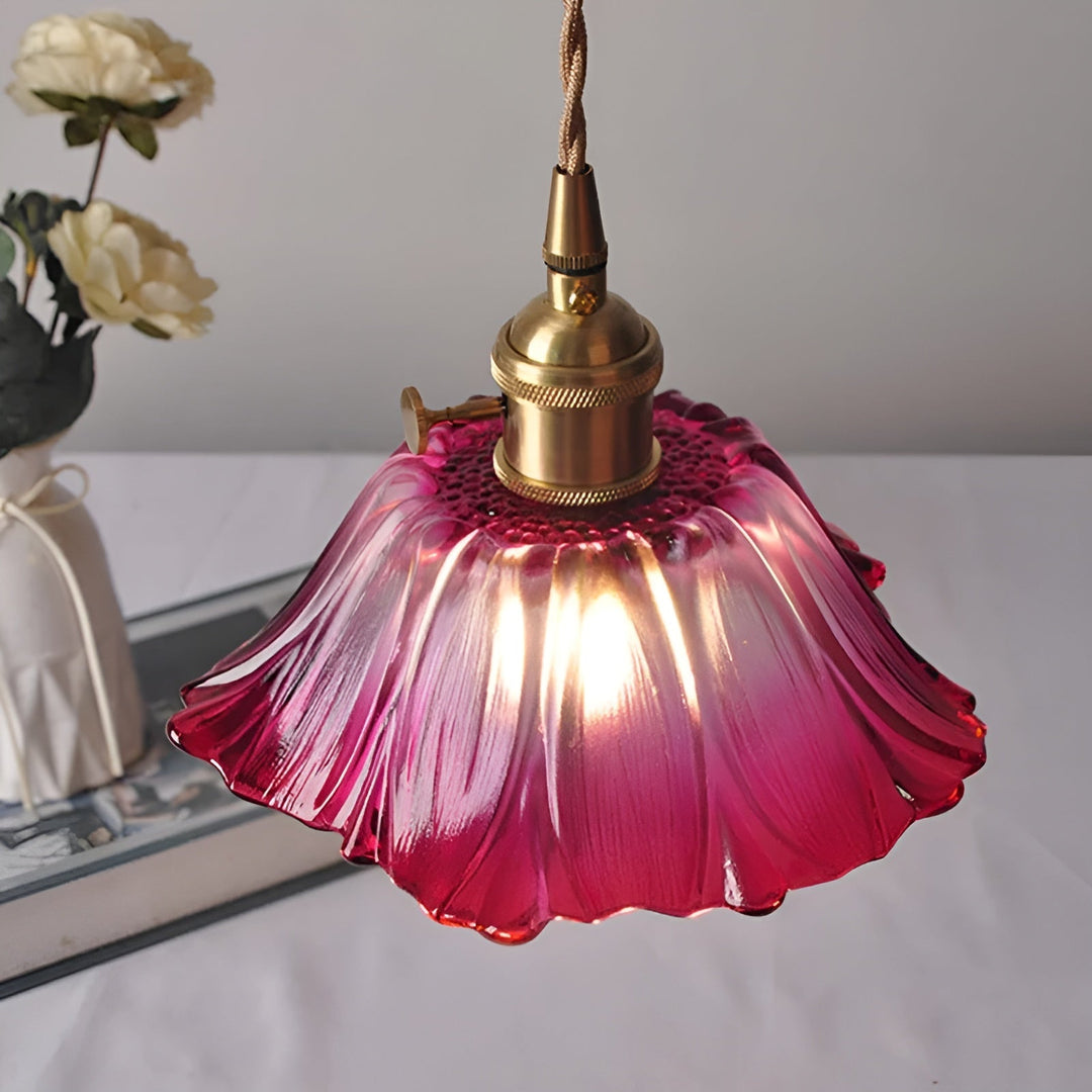 Taklampe med Luviknoomstermotiv – Varmt lys og stiligt design | For hjemmet | Luvikno