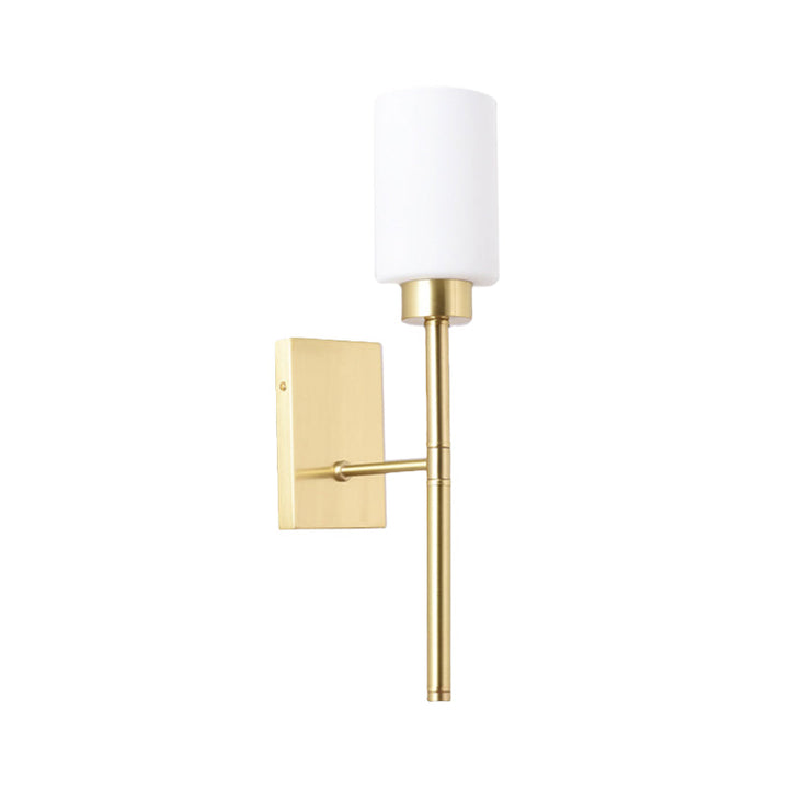 Opal Glass Tube Sconce Modernist 1 Pære Veggbelysning Armatur i Messing med Metall Blyantarm | Luvikno