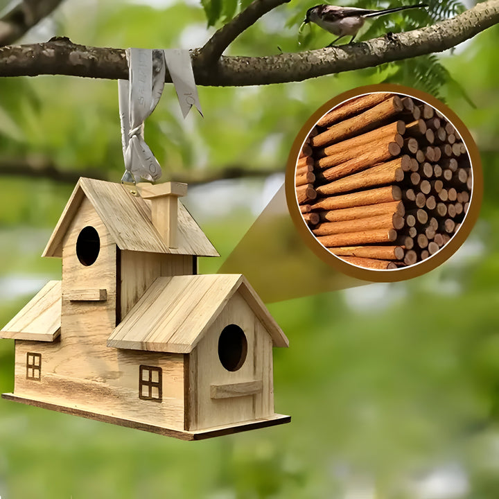 WoodlandBird Hus- Tre Hulls Hengefuglehus med 3-Hull | Luvikno