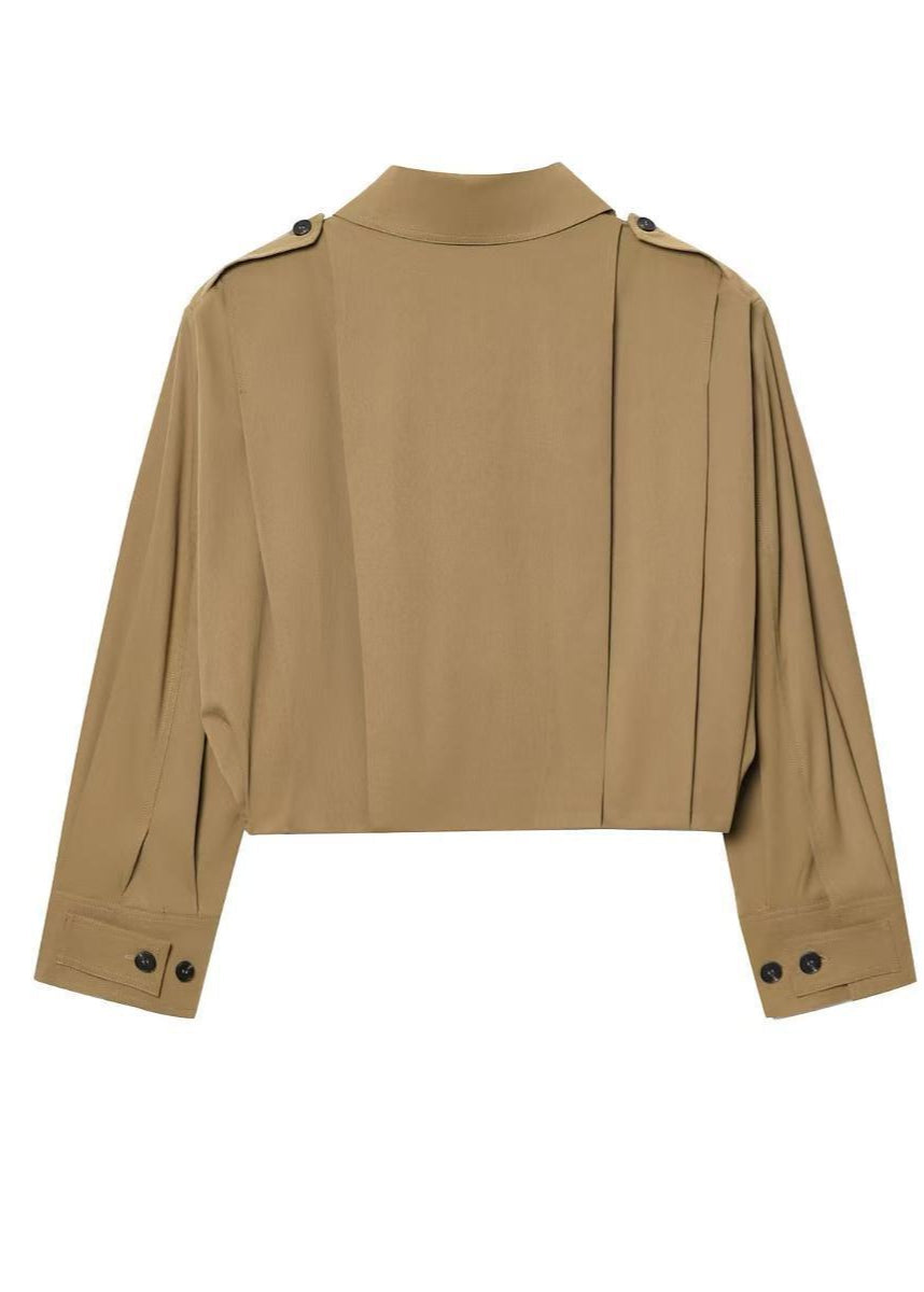 Luvik | Knappejakke med skulderputer – Khaki