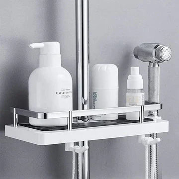 Luvikno | SkyShelf — Endelig plass og orden som lar badet ditt puste avslappet!