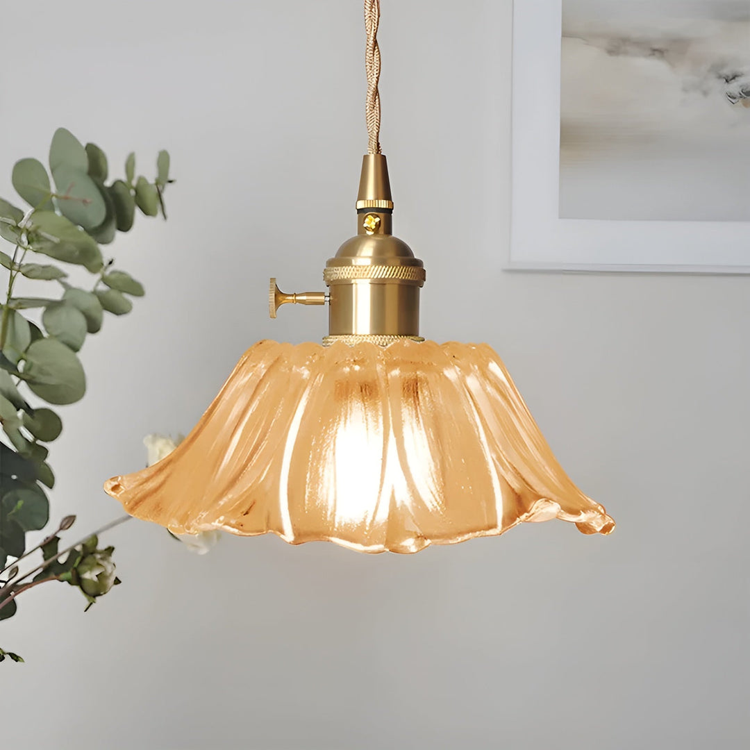 Taklampe med Luviknoomstermotiv – Varmt lys og stiligt design | For hjemmet | Luvikno