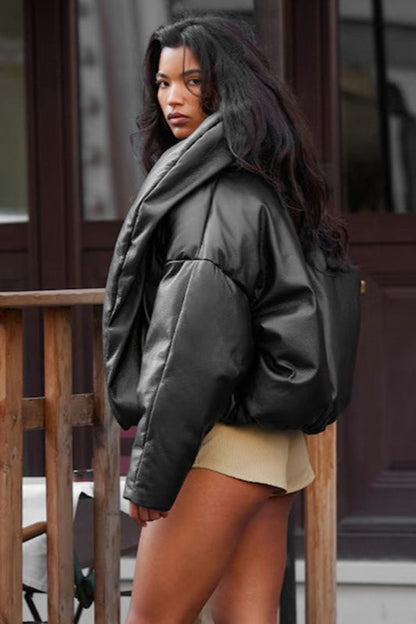 Luvik | Nahkasta valmistettu seisova kaulus lyhyt puffatakki