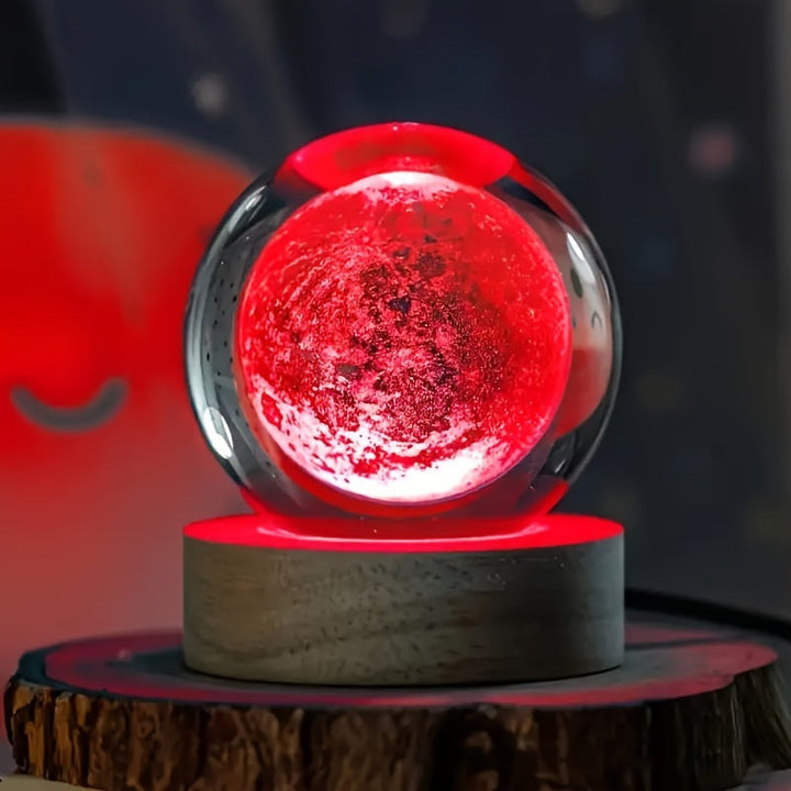 LumiSphere - Luksus 3D Krystall Bordlampe med Trebase Luvikno