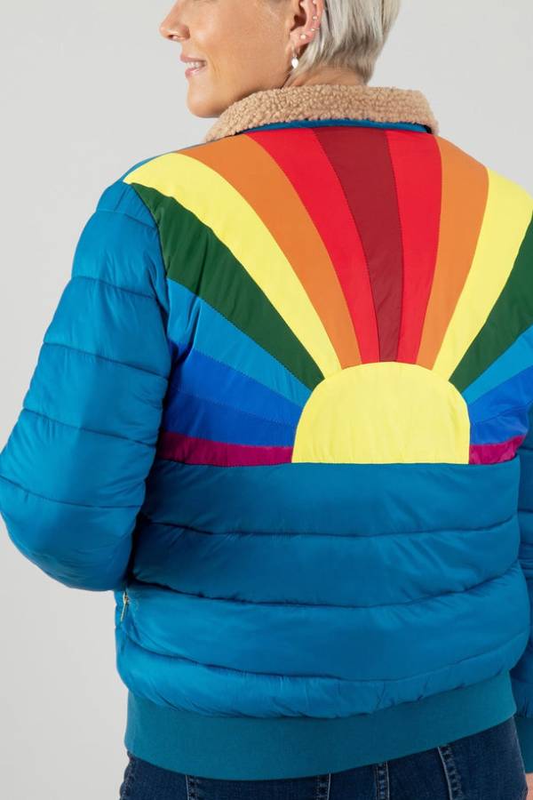 Luvik | Regnbuer Retro Striper Isolert Jakke