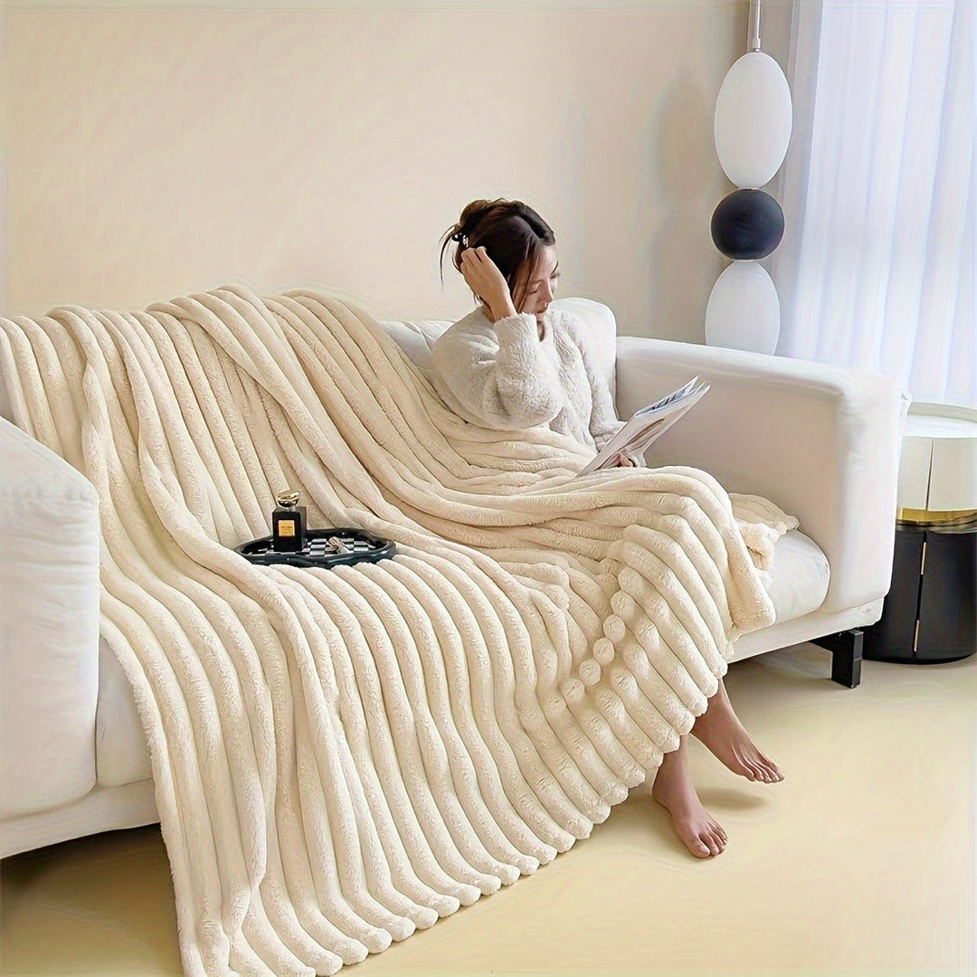 LuxeFleece – Elegant fransk stil teppe for Comfort Luvikno