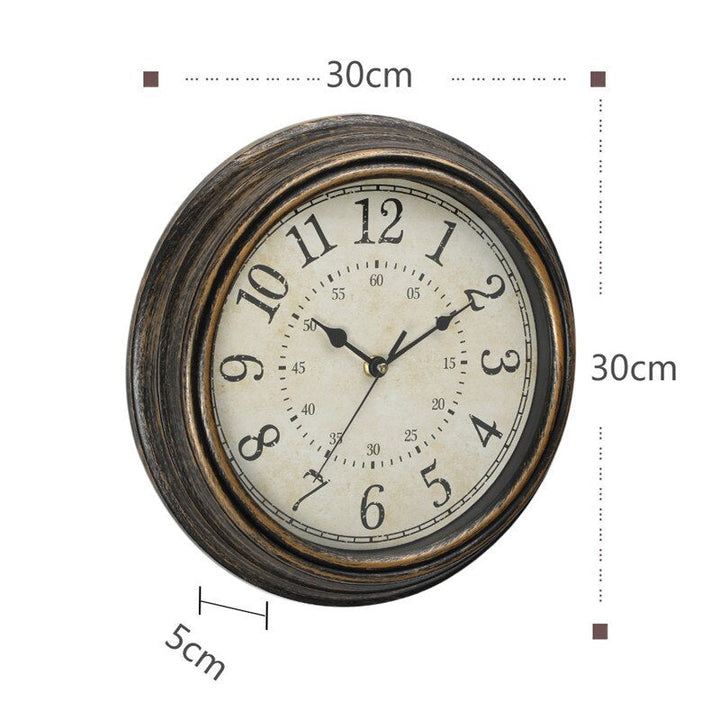 Luvikno | Vintage Retro Veggklokke med Treutseende – Tidøs Design