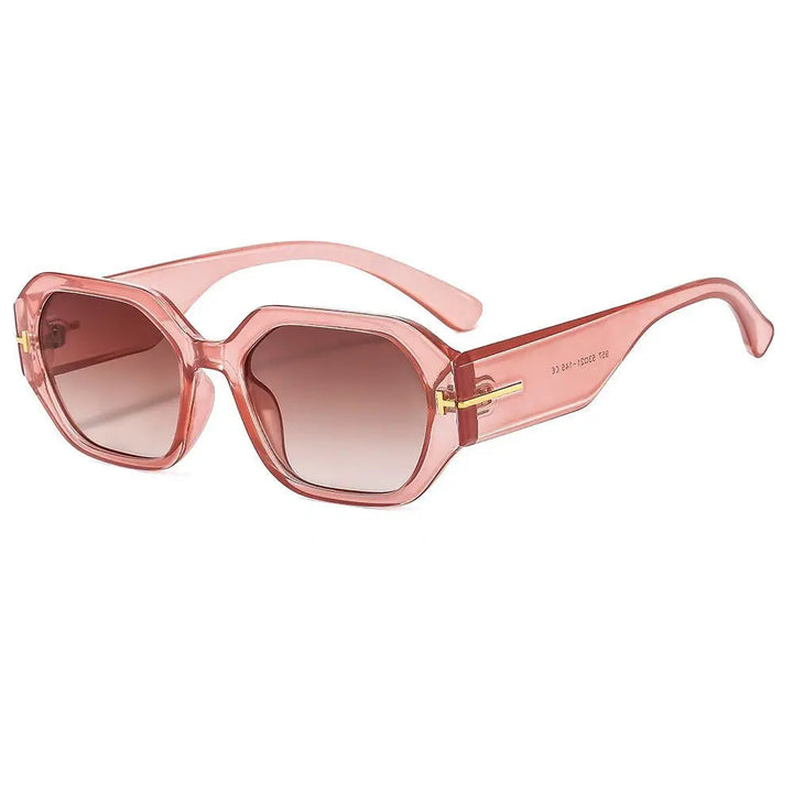 Celine Solbriller | Retro & Trendy | Luvikno