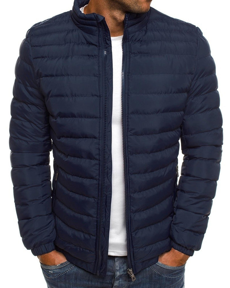 Luvik | Yksivärinen korkeakauluksinen takki, saatavana eri väreissä