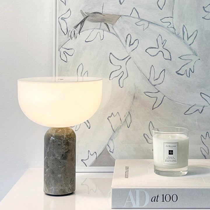 Luvikno | MarbleLuxe Lamp - Luksuriøs Marmor Bordlampe med Gyldne Akenter