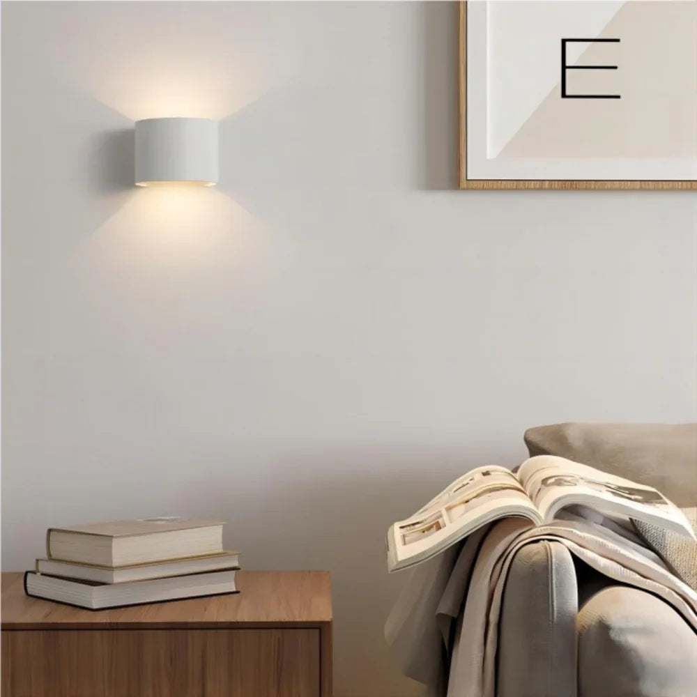 Luvikno | Lumière Royale - Stilren moderne LED kubevegglampe (Hvit)