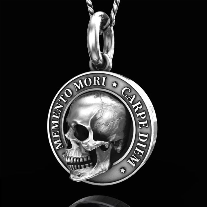 Luvikno | Hodeskalleanheng Made of Titanium Steel