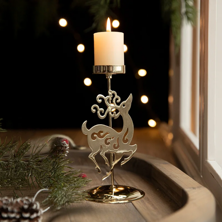 Julelysestaker - Stjerne- og juletredesign for festlig dekorasjon | Luvikno