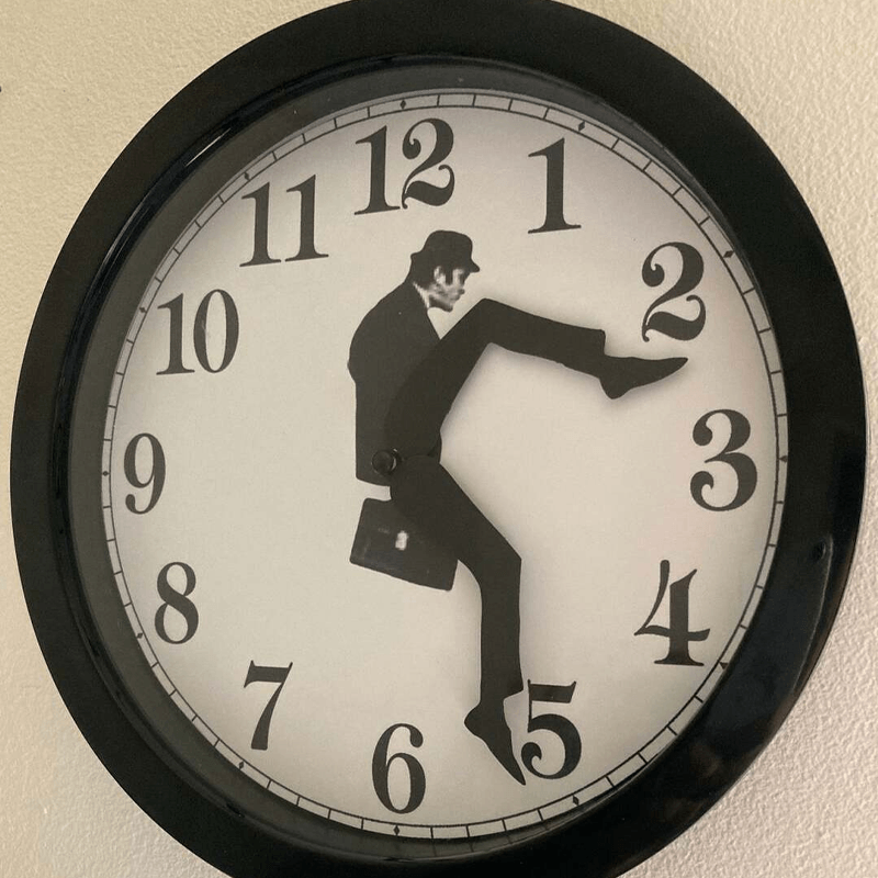 Ministry of Silly Walks Clock | Luvikno