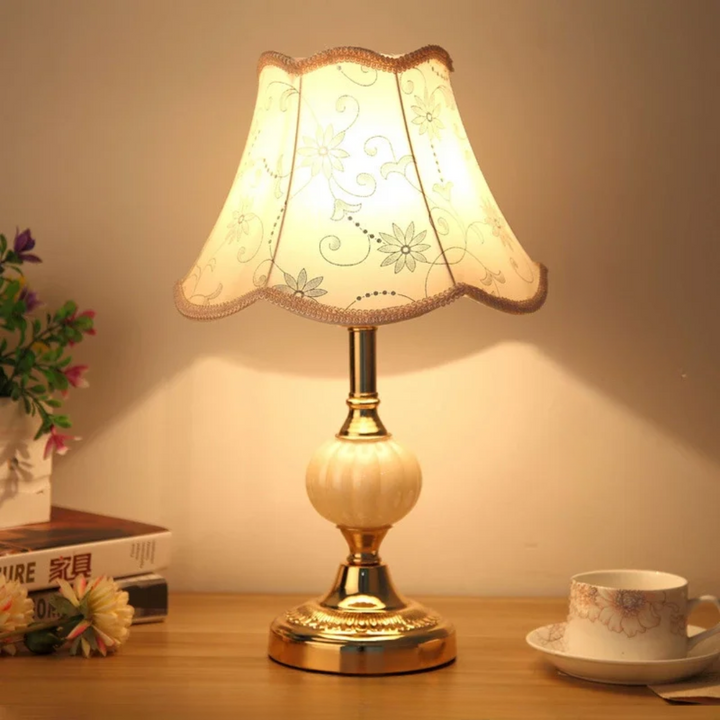 Luvikno | Quixy – Vintage Skandinavisk Bordlampe for Soverom eller Stue