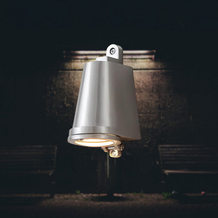 Elegant utendørs aluminium vegglampe | Luvikno