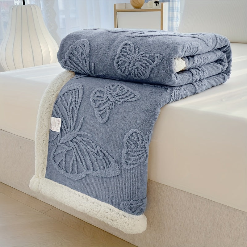 Cozy Luxe – Myk Fleece Teppe med Sommerfugl Design Luvikno