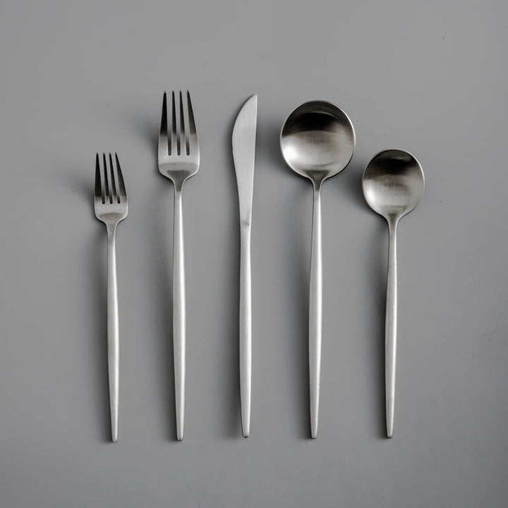Luvikno | Minimalistisk luksus bestikksett – 20 deler, Titan & rustfritt stål