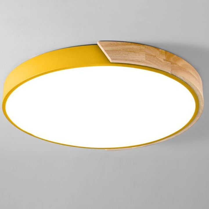 LED Taklampe med Treakent Ramme Luvikno