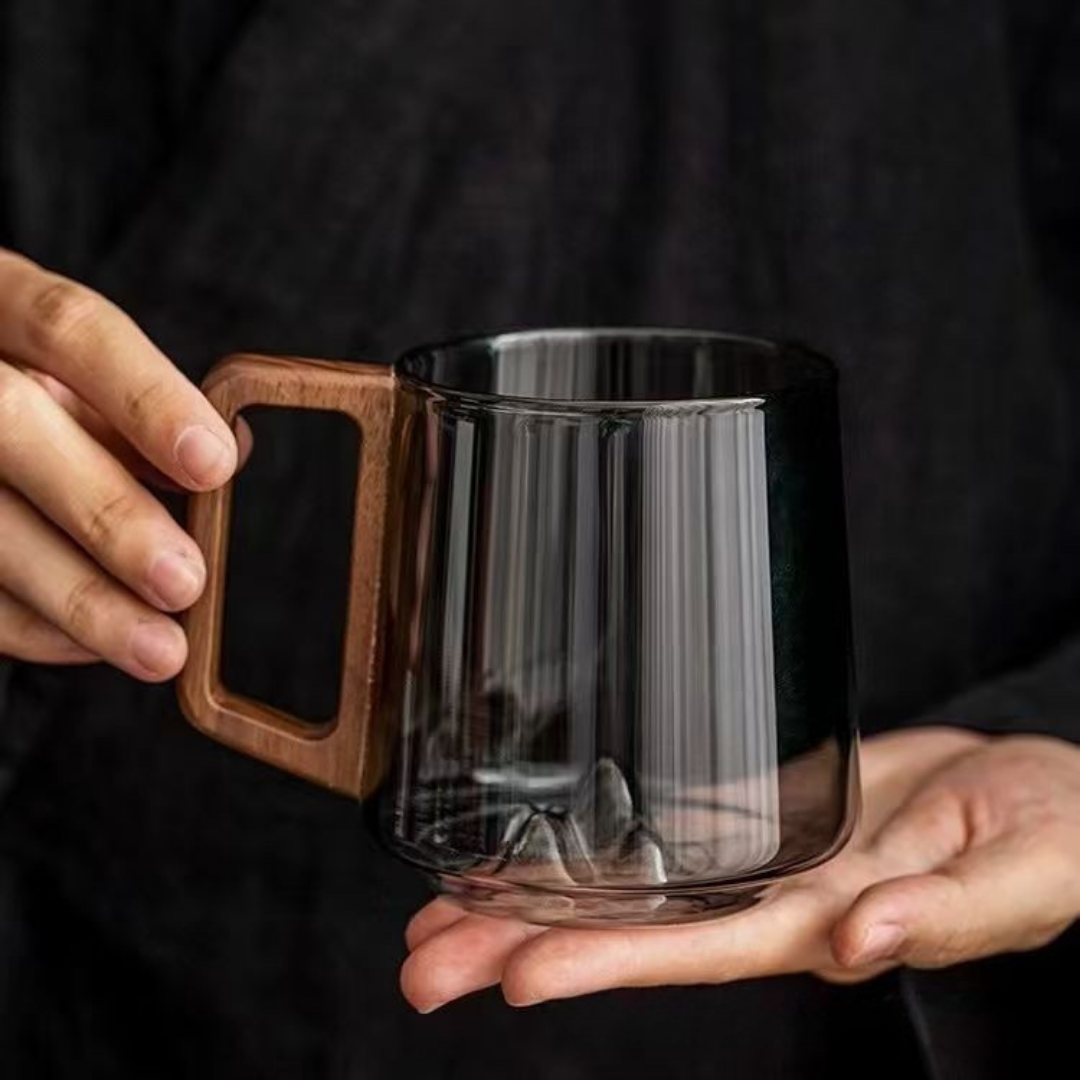 WoodGrip Glass Mug 400 ml med Trehåndtak for Varme og Kalde | Luvikno