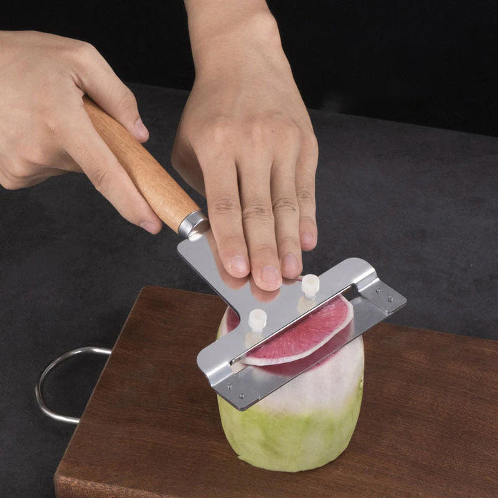 PrepMate – Enkel peeling, kutting og rivning kombinert i et enkelt verktøy Luvikno
