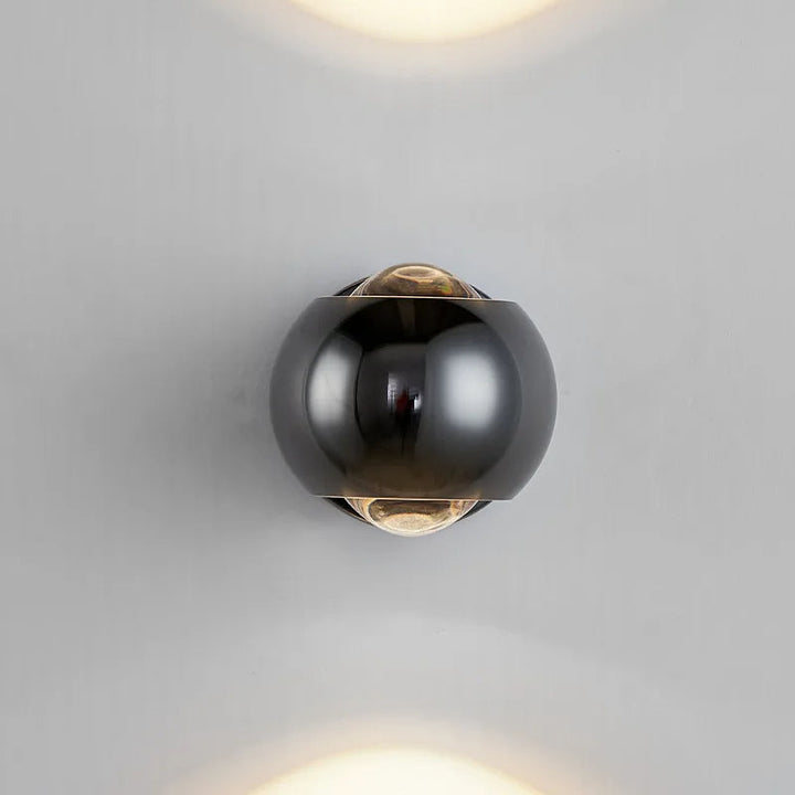 LumièreArt – Stilig Vegglampe med Fleksibel Belysningsskål