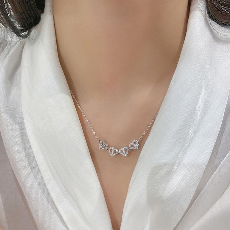 Hollow Four-Leaf Clover Necklace | Luvikno