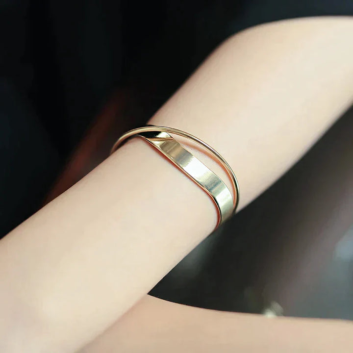 Elegant europeisk armbånd | Tilgjengelig i fantastisk sølv og luksuriøst gull! Luvikno