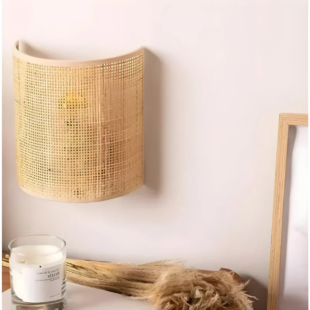 Luvikno | Moderne Flettet Rattan Vegglampe