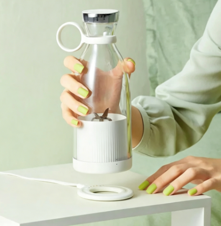 Bærbar blender for fersk juice | Luvikno