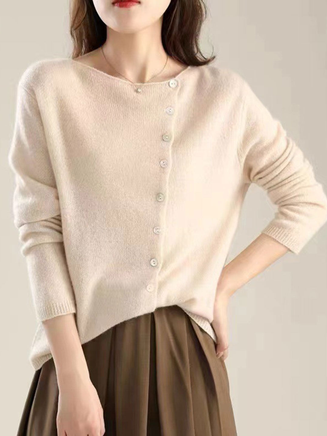 Luvik | Douce cardigan med knapplukking og rund hals