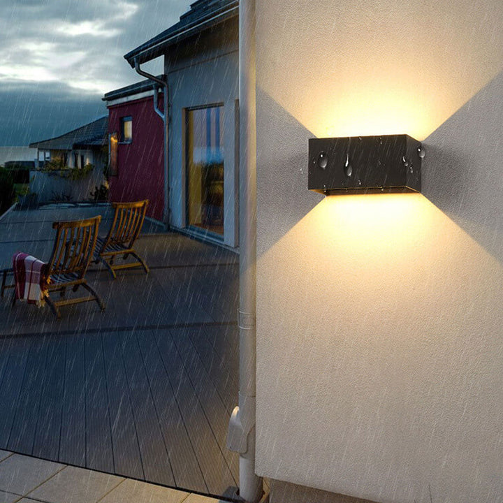 Moderne Utendørs Vannavstøtende Rektangulær LED Opp og Ned Belyst Utendørs Vegglampe | Luvikno