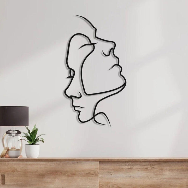 Minimalist Veggdekor med Abstrakt Uttrykk av Kjærlighet Luvikno