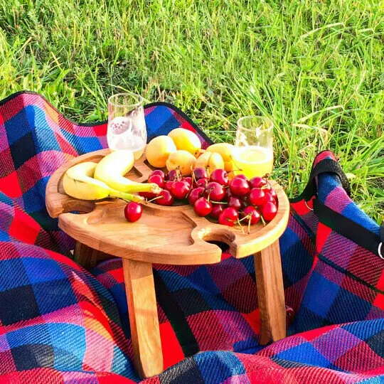 Tremini Utendørs Sammenleggbart Picnicbord - Med Glassholder | Luvikno