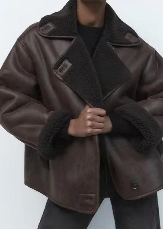 Luvik | Tyylikäs kaksipuoleinen tekonahkatakki