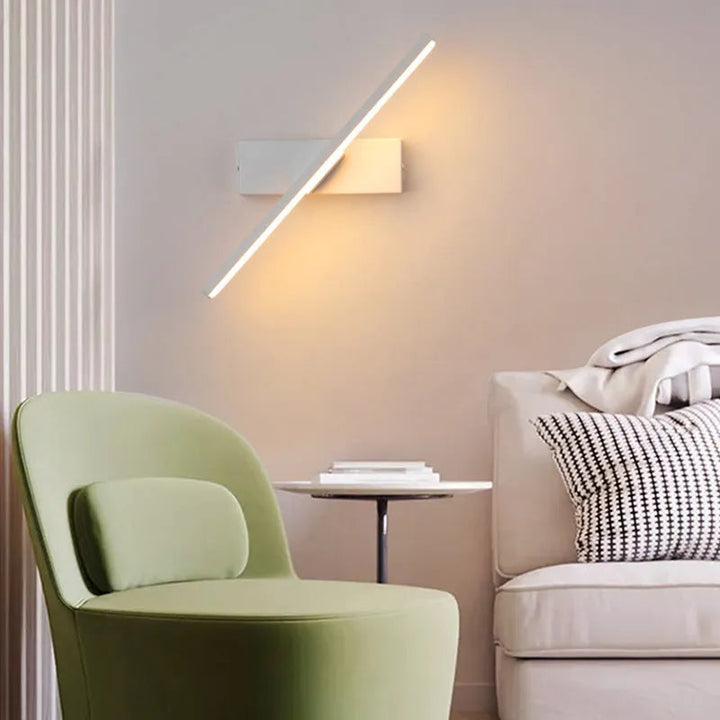 Luvikno | LuxeGlow Vegglampe - Elegant Vegglampe med Fleksibel Belysning for Moderne Interiør