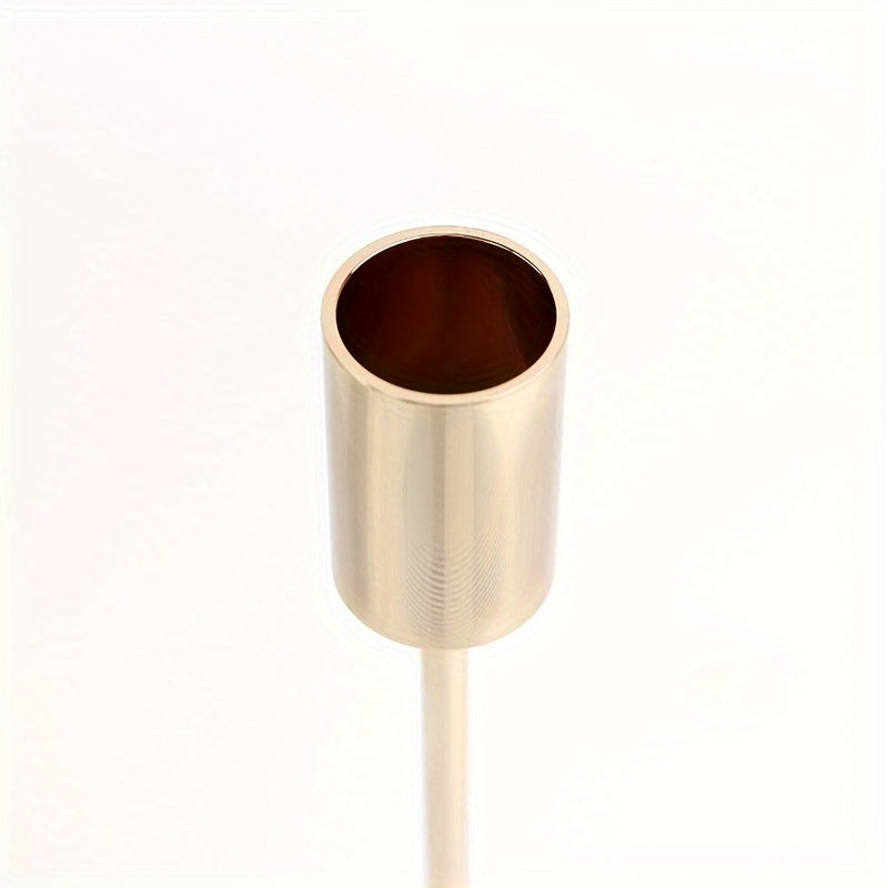 ElegantGleam | 3-delt metall lysestaksett for bord Luvikno