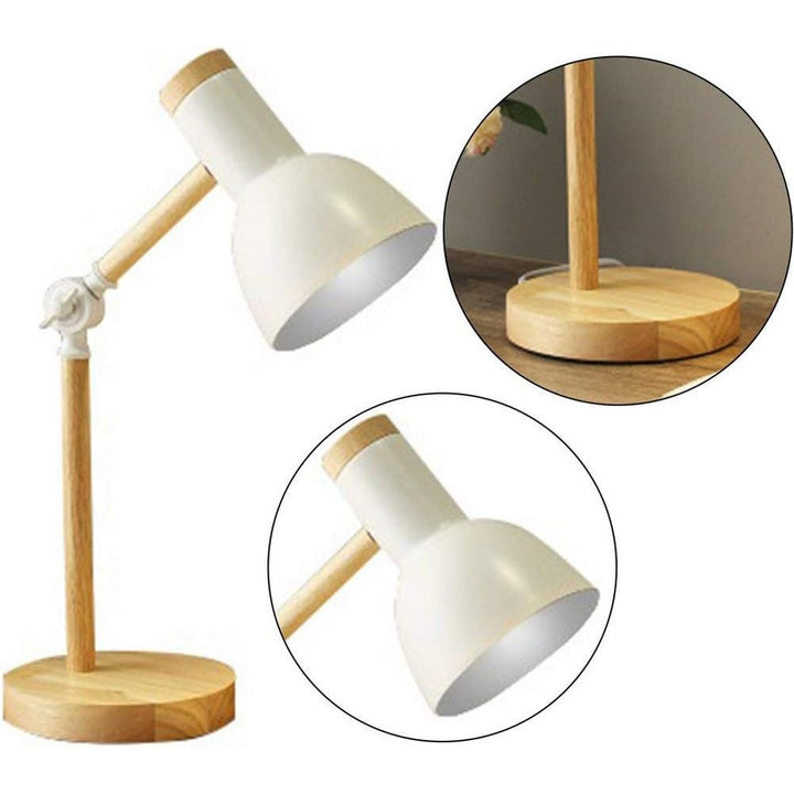 Luvikno | Tre Justerbar Bordlampe | Nordisk Belysning