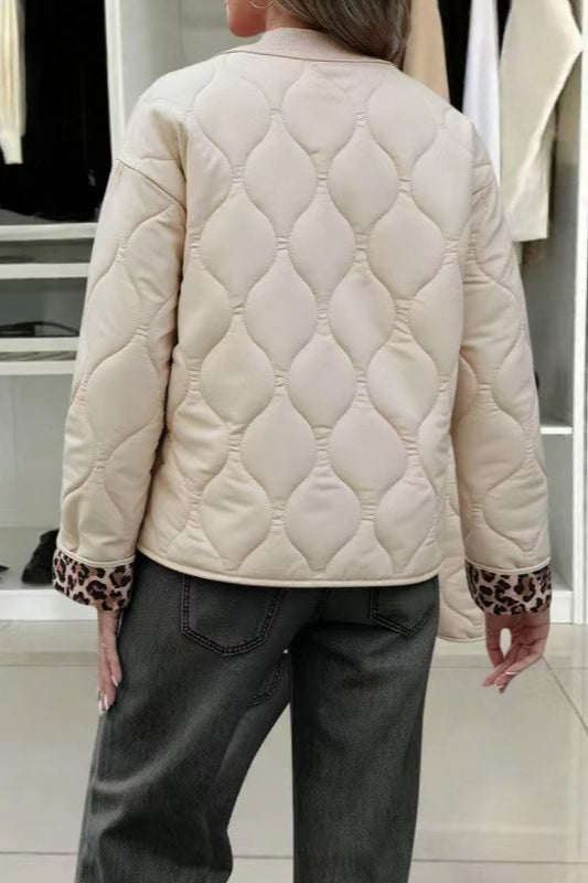 Luvik | Leopardi-printti Rentouttava Takki