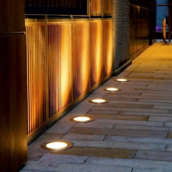 Luvikno | Trådløse LED solcelle hage lamper Pro - Skap den perfekte stemningen i hagen din!