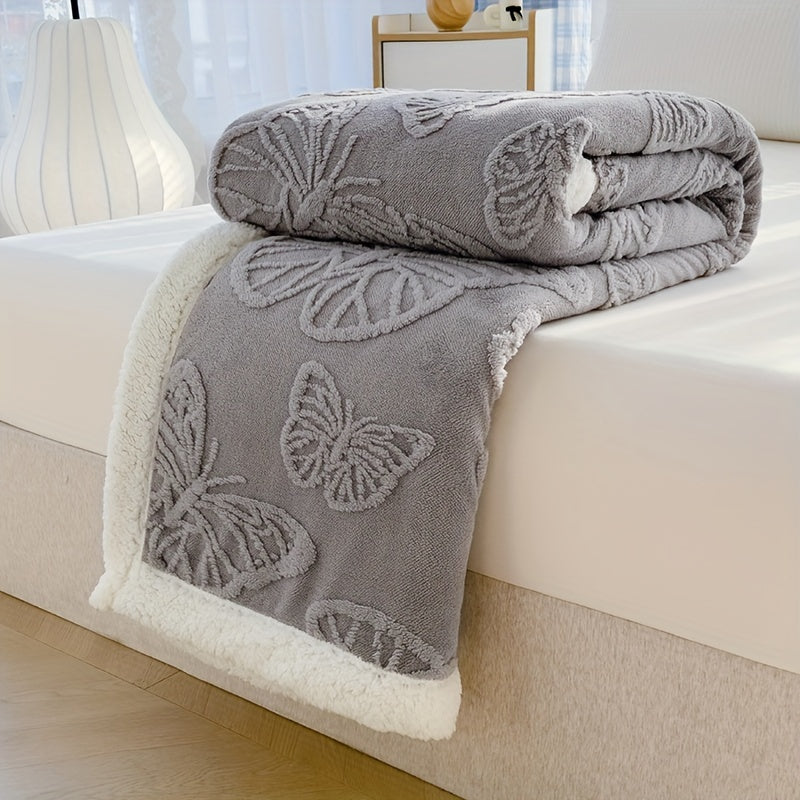 Cozy Luxe – Myk Fleece Teppe med Sommerfugl Design Luvikno